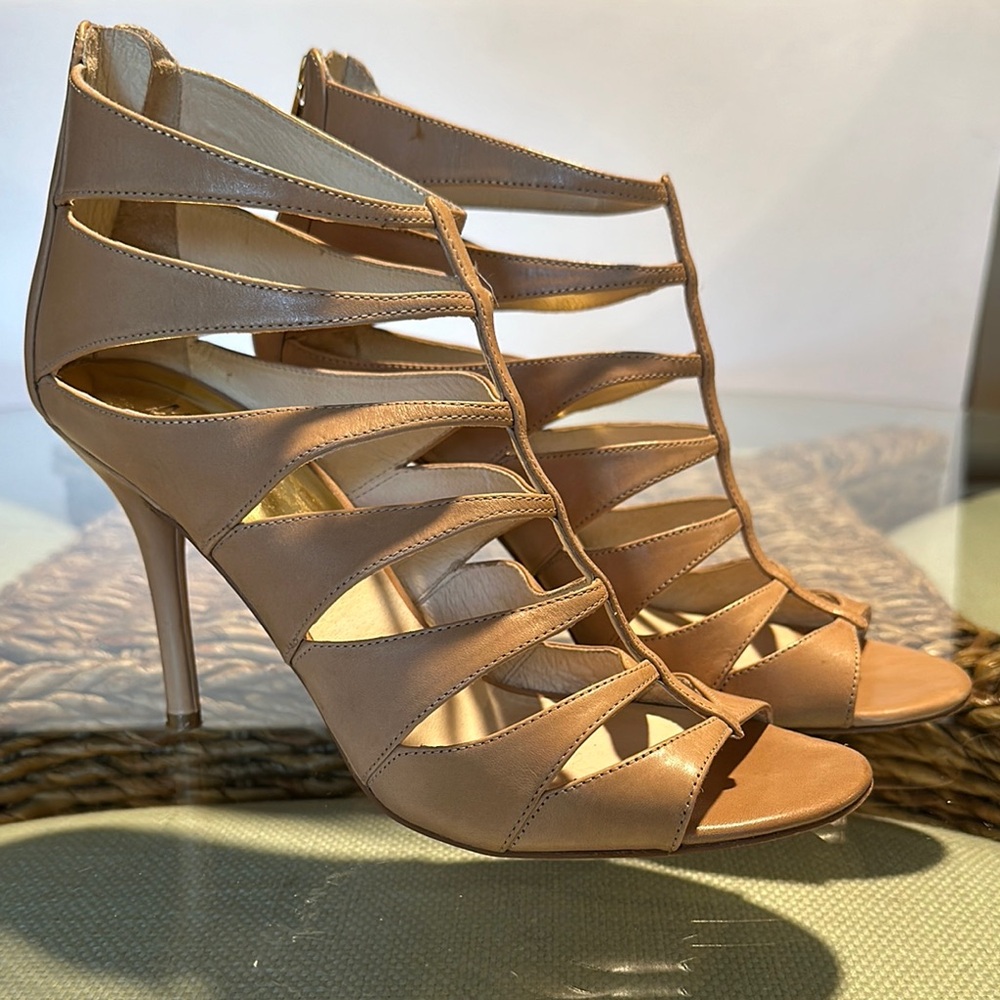 Michael Kors Elegant Tan Strappy Heels size 9M.